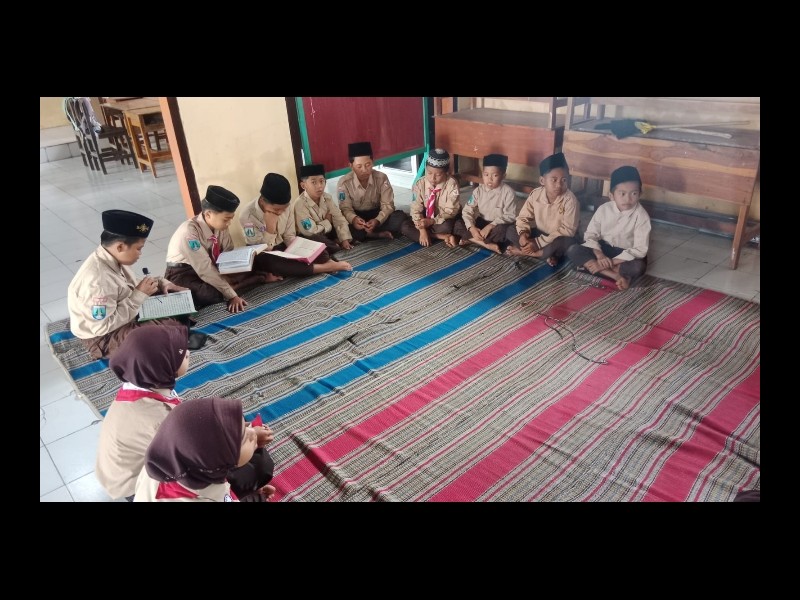 Kegiatan Tadarus Bersama