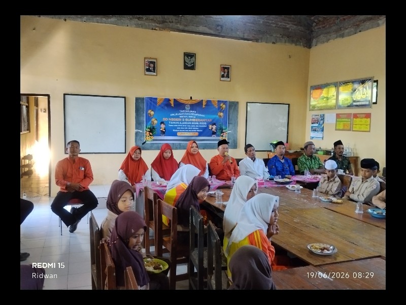 Tasyakuran Siswa Kelas 6